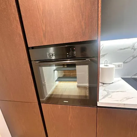 The Golden Luxury Downtown