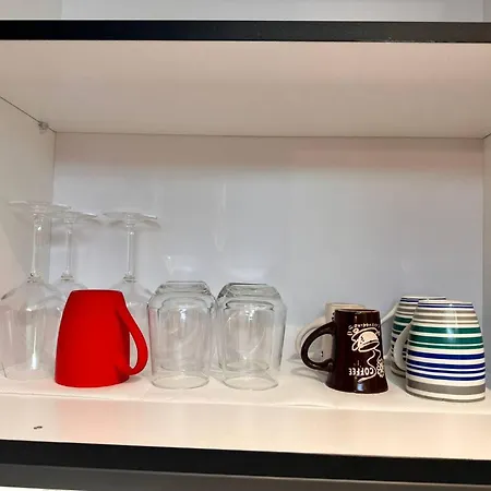 The Golden Luxury Downtown * 地拉那